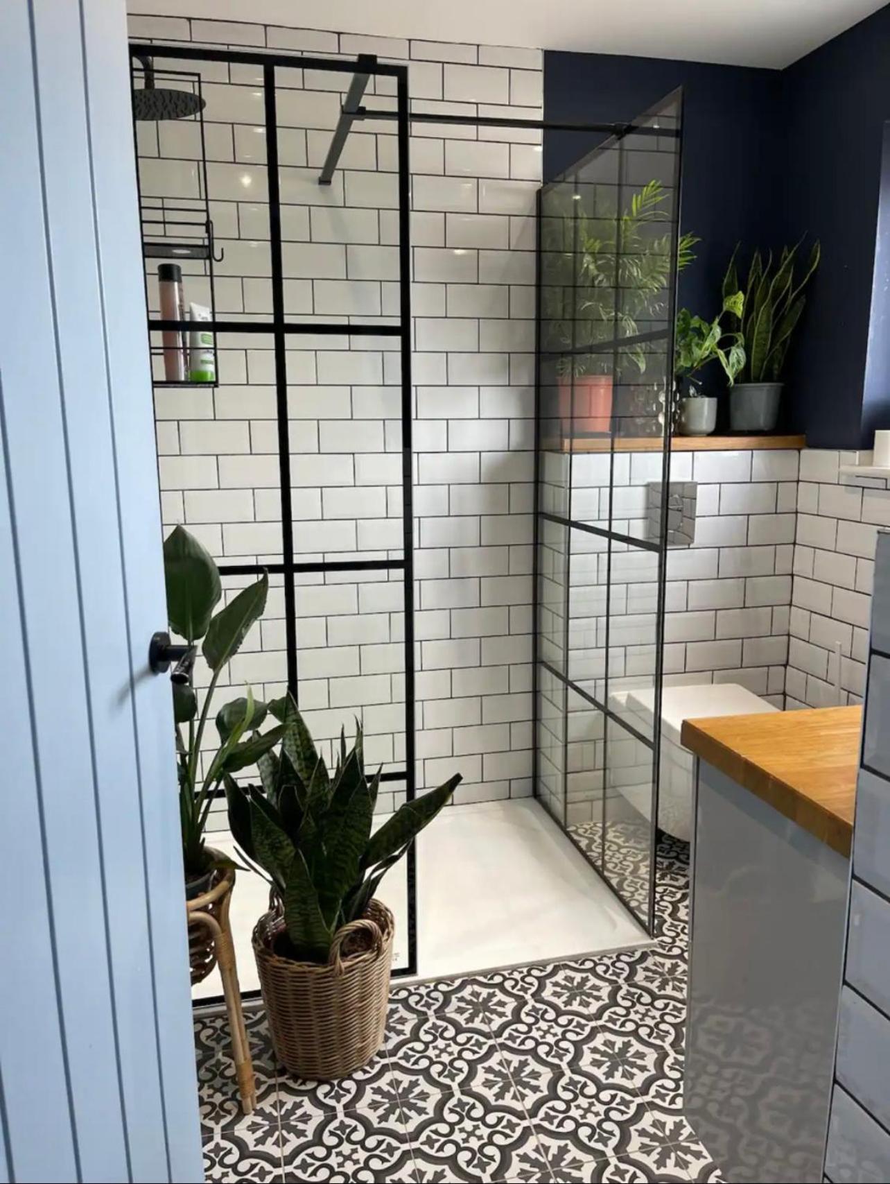 Private Room With Separate Shower And Free Parking Edinburgh Exterior photo